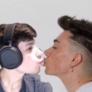 Meet your Posher, Caitlyn